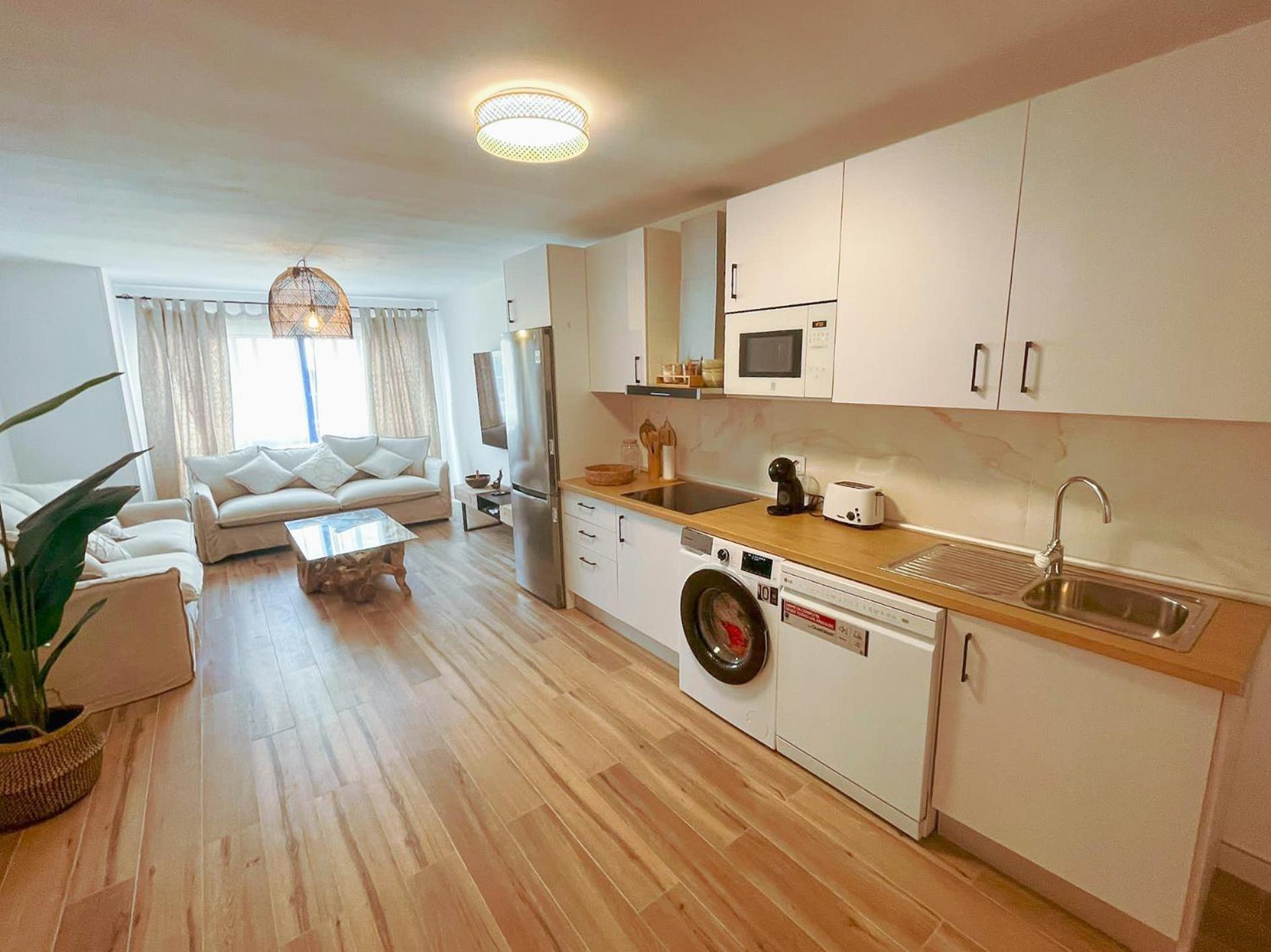 Chakra House Fuerteventura - Affordable Rooms In A Cozy Guesthouse Corralejo Exteriér fotografie